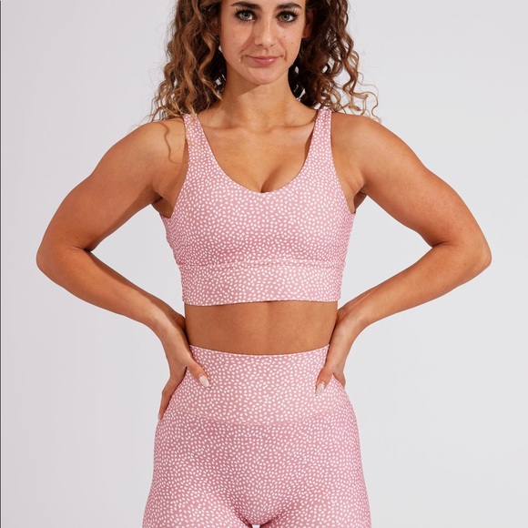 NWT Buffbunny pink bossy print monarch sports bra (small) - Picture 2 of 2